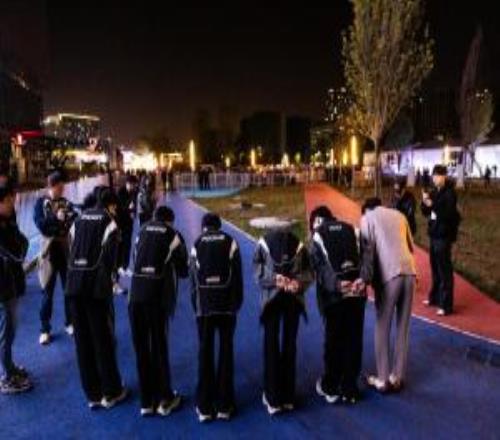 登录送限定凯旋光环、保底30把超大！《球球大作战》五一梦回大唐